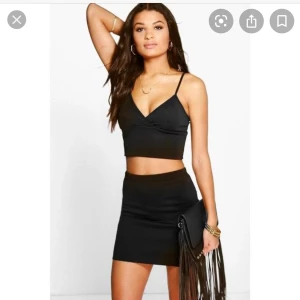 Boohoo set storlek 38  - Säljer nu ett set från boohoo. Aldrig använd, men sitter jättefint. 