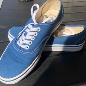  - Använda EN gång, fin färg och säljer dem för att jag har ett par till