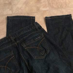 Jeans från Calvin Klein, sparsamt använda, som nya 