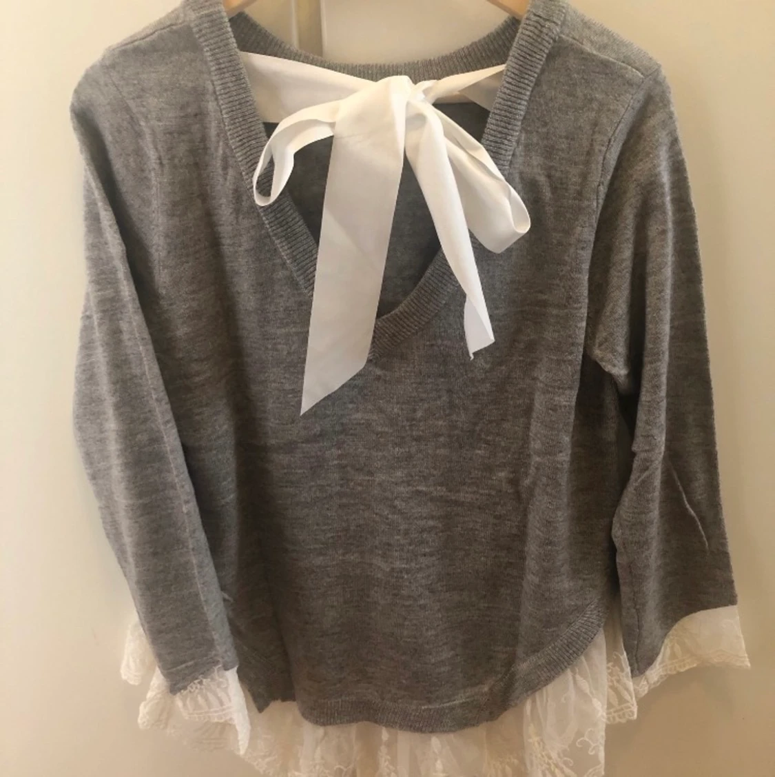 Söt volang tröja från hm - 90