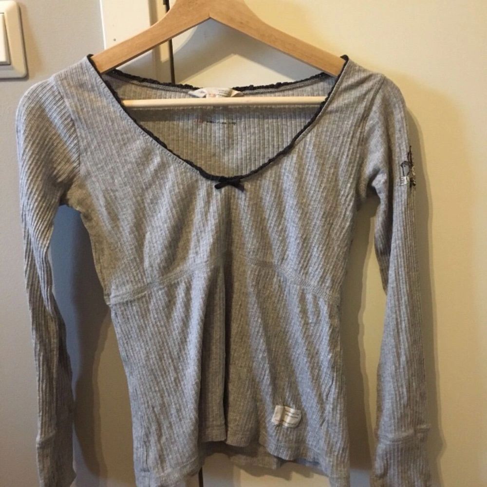 Dam-tröja från Odd Molly | Storlek 0 (=XS) | Köptes för 595:-, använd fåtal gånger. Toppar.