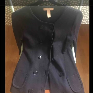  - Kofta från Banana republic, fint skick! 100 % bomull.