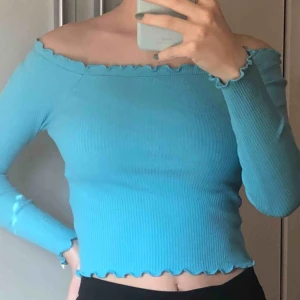  - Fin tröja från gina💕köparen står för frakt💕