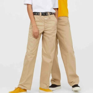  - tja, dessa feta byxor kommer tyvärr ej till användning! Har endast testat de på dock