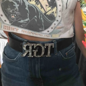  - Tiger Of Sweden skärp. Används sällan  Köpare står för frakt!