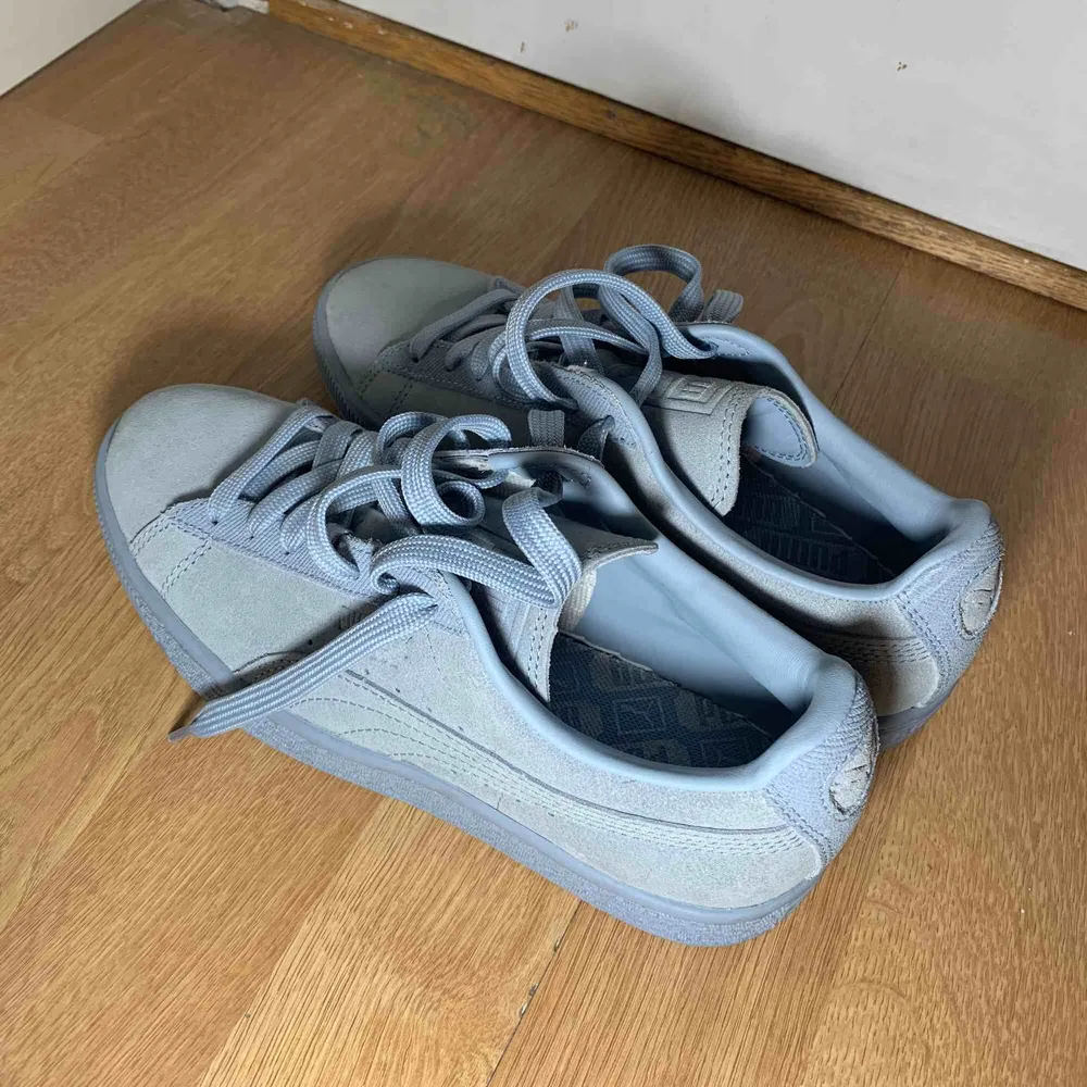 Puma skor helt nya bara testade, pastell blått mocka material 😌 köparen står för frakten . Skor.