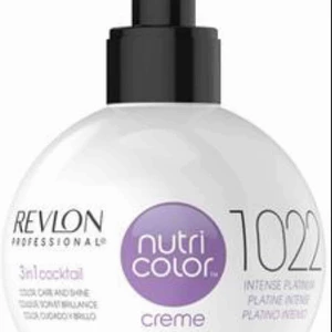  - Intensiv platina färgbomb , nypris i Åhléns butik 239 kr. Mitt pris 99kr. 