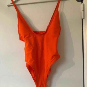  - Oanvänd med taggen kvar. Frakt tillkommer 