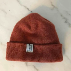  - Snygg mössa från barbour. Köpare står för frakt.