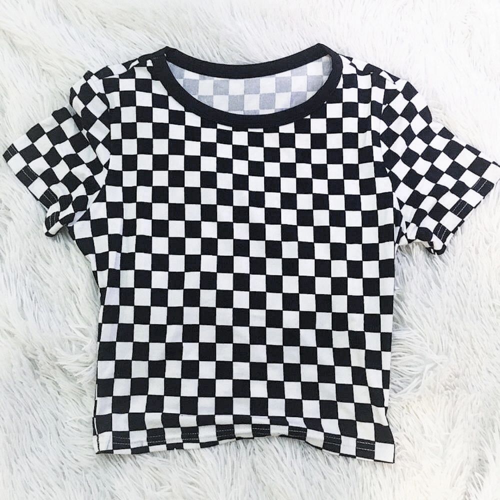 SÅLD INVÄNTAR BETALNING 💓 Superfin checkered t-shirt. . T-shirts.