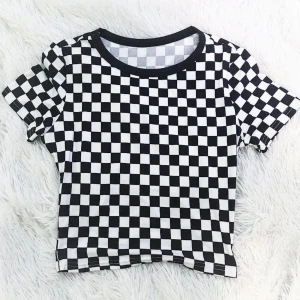  - SÅLD INVÄNTAR BETALNING 💓 Superfin checkered t-shirt. 