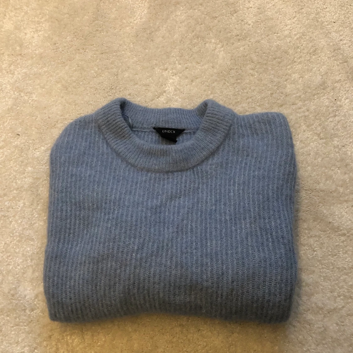 Mysig stickad tröja