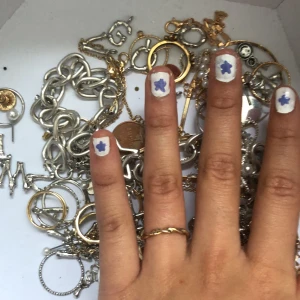 ”Guld” ring - Har inte gjort denna själv! Mer info DM💞