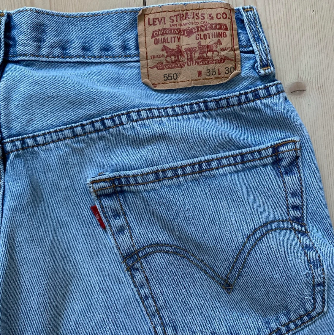 Levis
