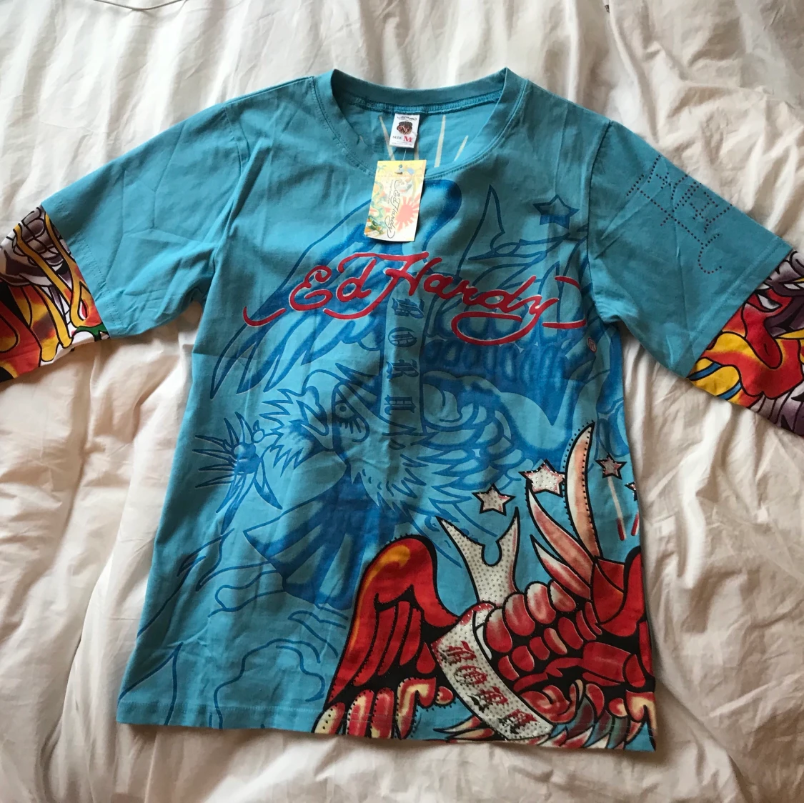 Ed Hardy tröja med långa armar. - 90