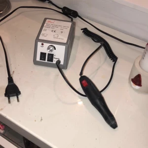 Elfil  - Säljer nu min elfil då jag hr köpt en ny, den funkar Som den ska men skyddet för kablarna har släppte på toppen men funkar som den ska ändå. Har tänkt mig 200kr inklusive frakten det medföljer några bittsar  