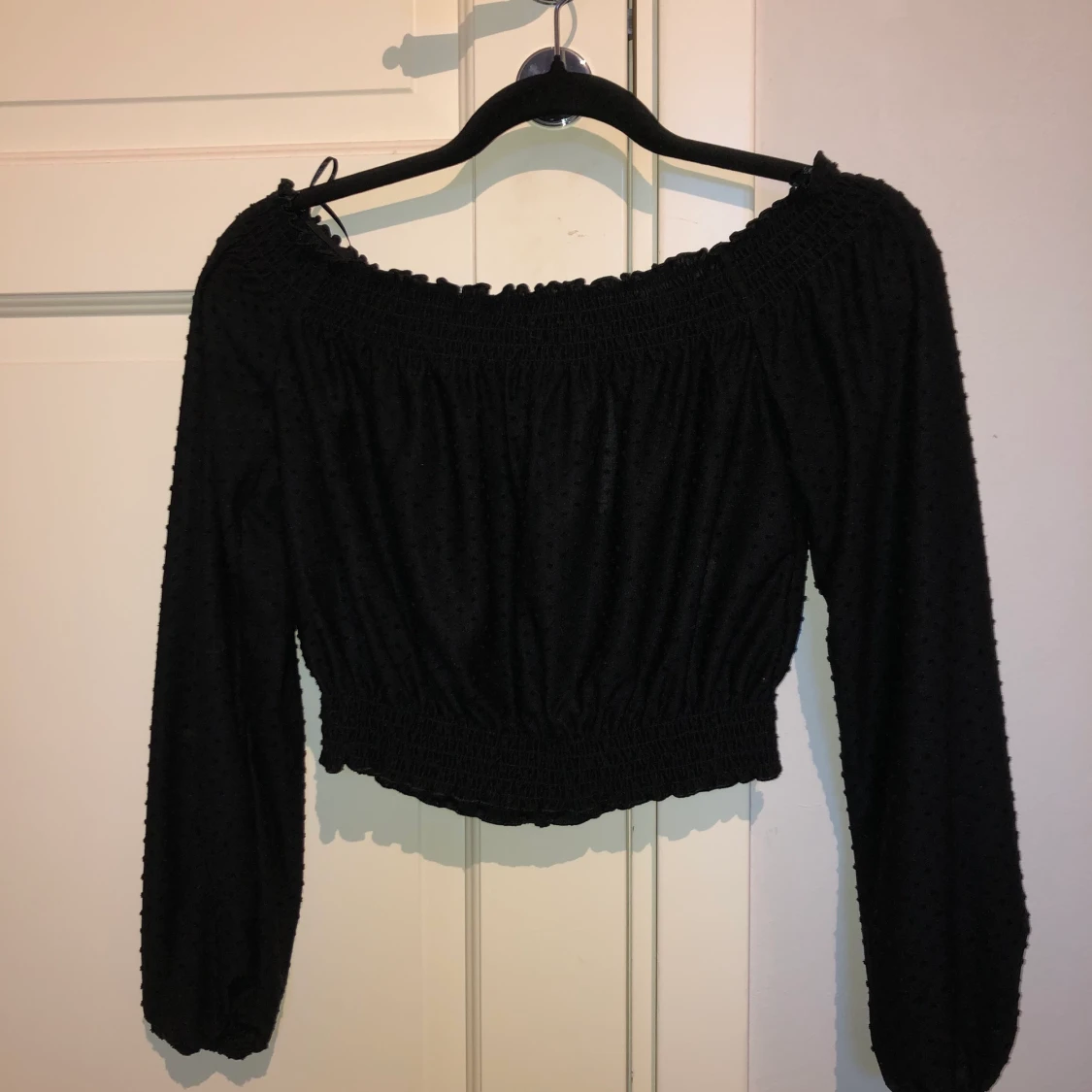 H&m offshoulder topp storlek S