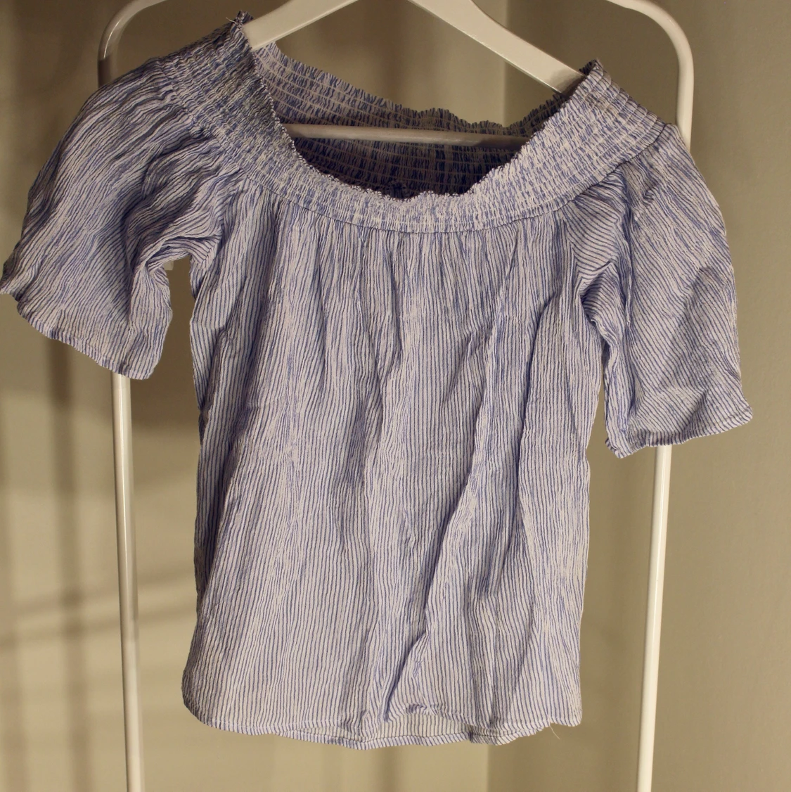 Off shoulder blus från Cavalini 