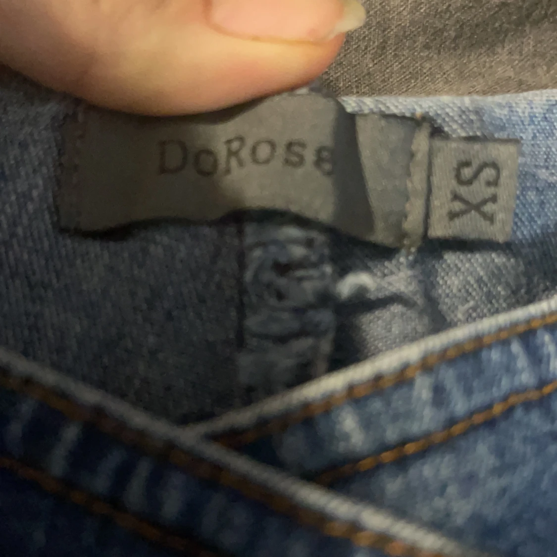 Lätt utsvängda jeans  - 90