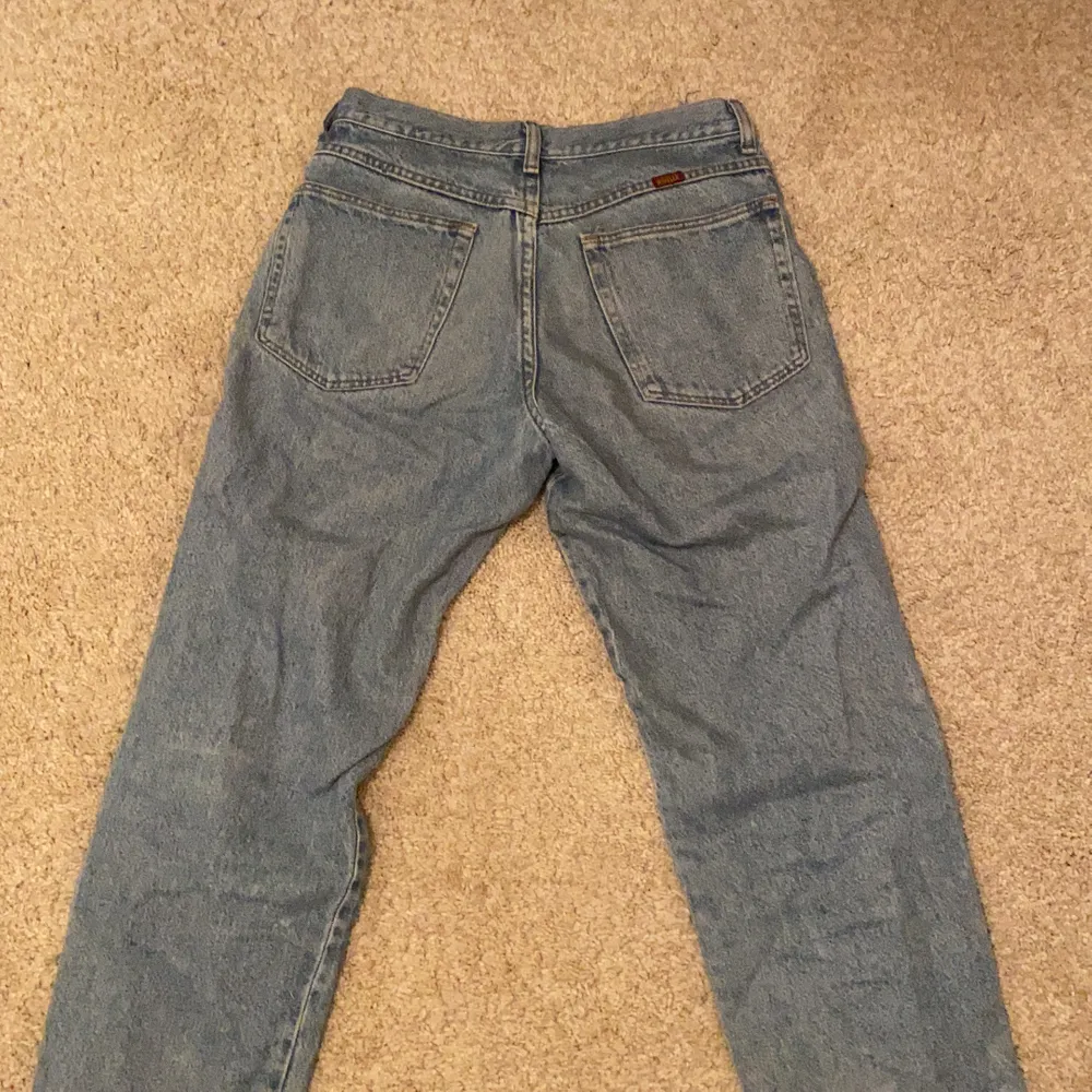 Så snygga lågmidjade jeans från beyond retro! Kan mötas upp i Stockholm/Nacka. Jeans & Byxor.