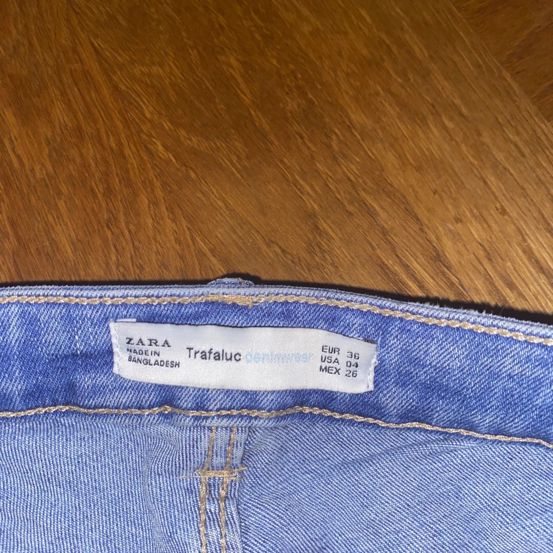 Jeansshorts från Zara - 91