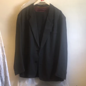 Kostym  - St Jacques 