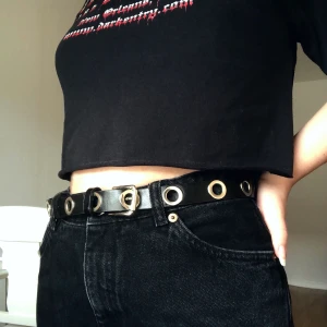 Håligt skärp - Smalt håligt skärp. Köpt några år sen men aldrig kommit till användning. Frakt tillkommer <3