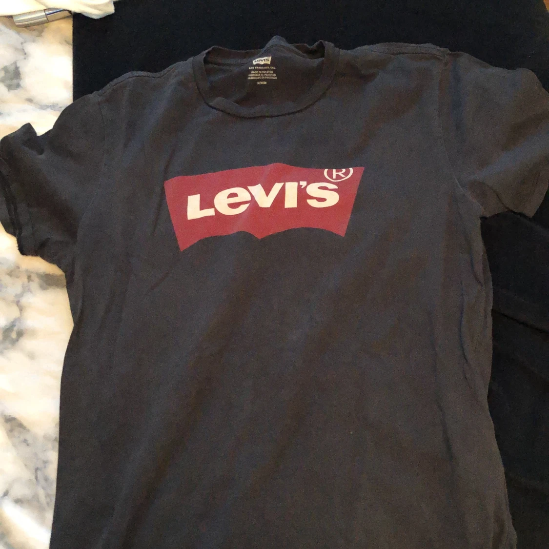 Levis tshirt
