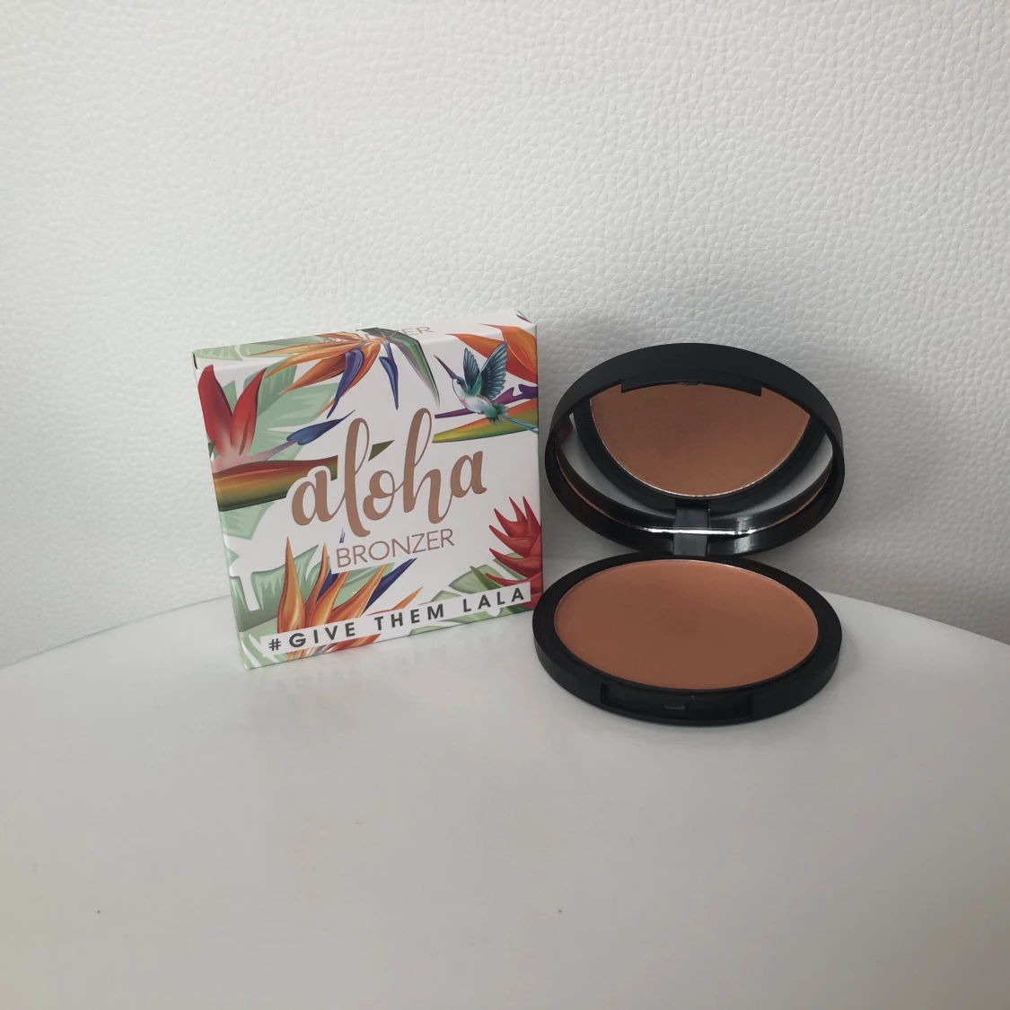 Aloha Bronzer Give Them Lala Beauty - 91