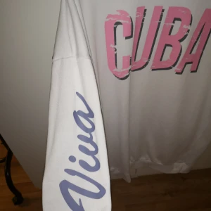  - Klänning från bikbok 