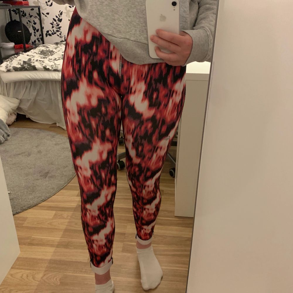 Karhu springttights i strl S | Plick 