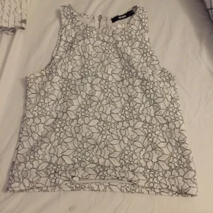  - Magtröja från bikbok!