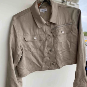  - Jacka från weekday!  Nästintill oanvänd. 