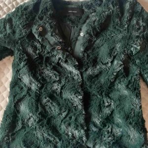  - Jacka från only. Nyskick. Storlek s. Pris 65 🤩