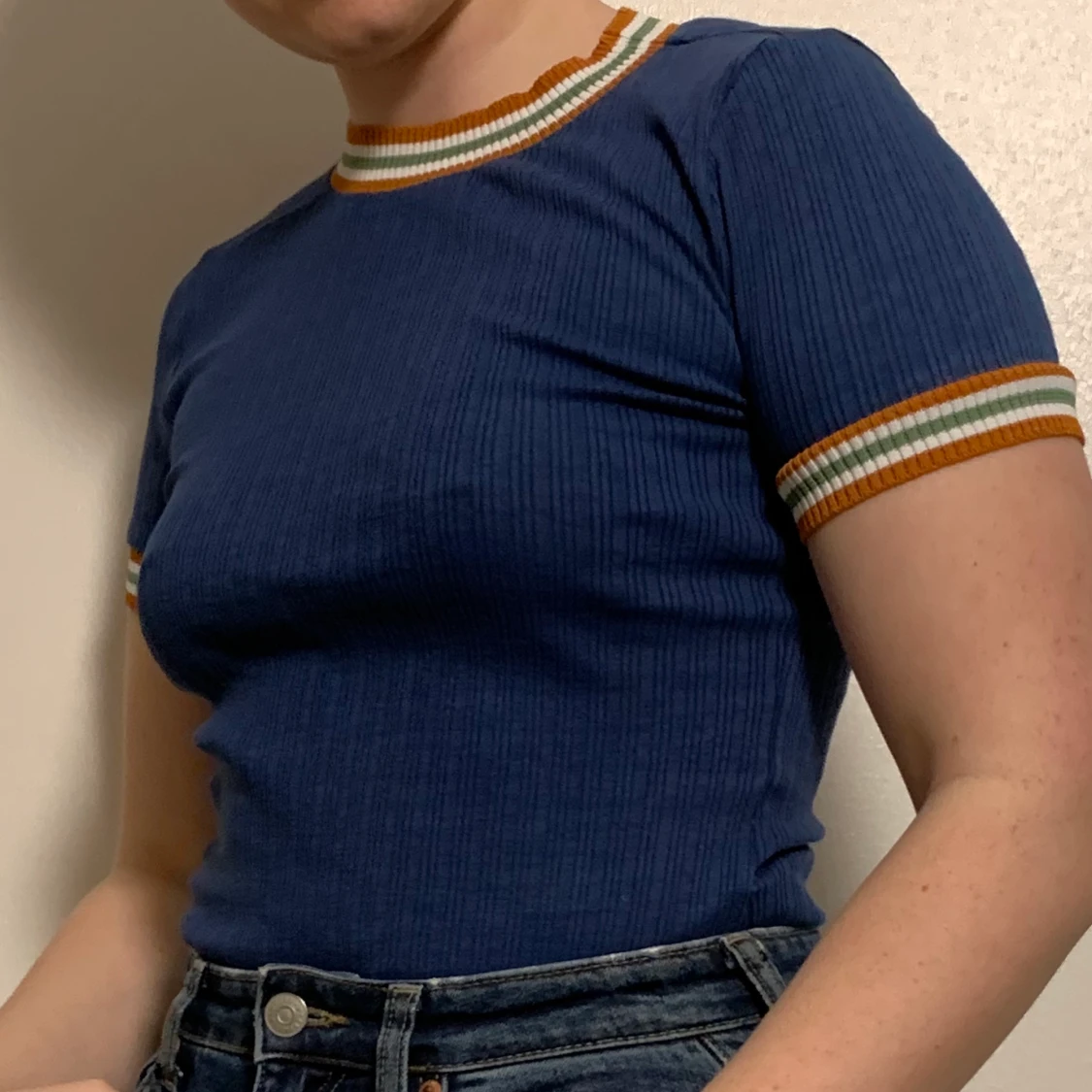 marinblå topp från bikbok 🐊 - 90