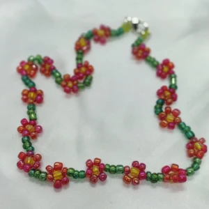 Handgjort pärlhalsband - Handgjort pärlhalsband 🌹
