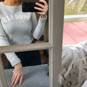  - En grå stickad tröja från Morris, stl S💕