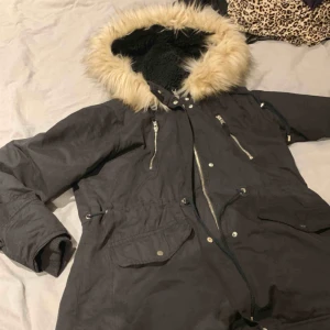  - Ny jacka endast testad ,varm