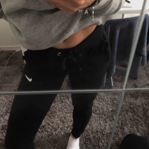  - Mjukisbyxa från nike, jätte stretchiga och sköna. Aldrig använt dessa