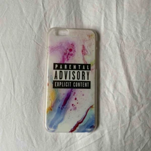  - Mobilskal passar till iphone 8! Frakt tillkommer💛✨