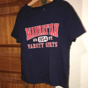  - Fin blå tröja ifrån h&m 🌸