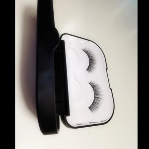 - Superlyxiga fakemink-fransar.✨ förpackningen på första bilden ingår inte. 60 kr/ par. Vid köp av 2 par eller flera ingår frakten💞