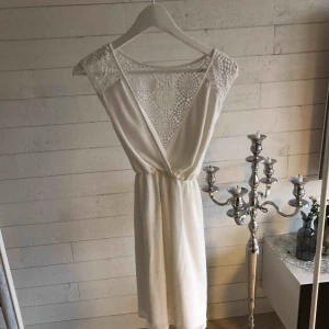  - Använd en gång under en student middag. Inte senare på kvällen och inte på flaket (alltså bra skick. 