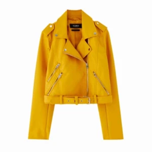  - Här är min skinnjacka från märket Pull & Bear, strl L. Använd ca 2 ggr, och säljes pga. ingen användning. Köpt i London för £25,99 (motsvarar ca 312 kr) och säljes för 200 kr + frakt (60 kr)