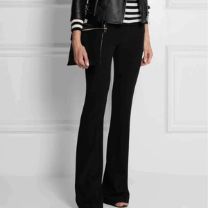  - Helt nya svarta bootcut tights Storlek xs