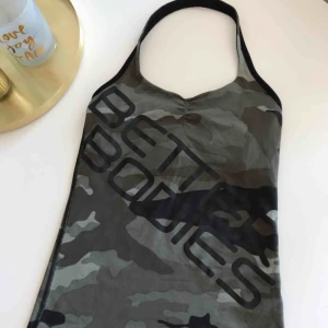  - Fint halternecklinne från Better Bodies , som nytt!  Med inbyggd bh. 