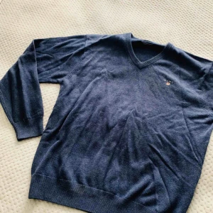  - Superfin herrtröja från GANT. Aldrig använd. 