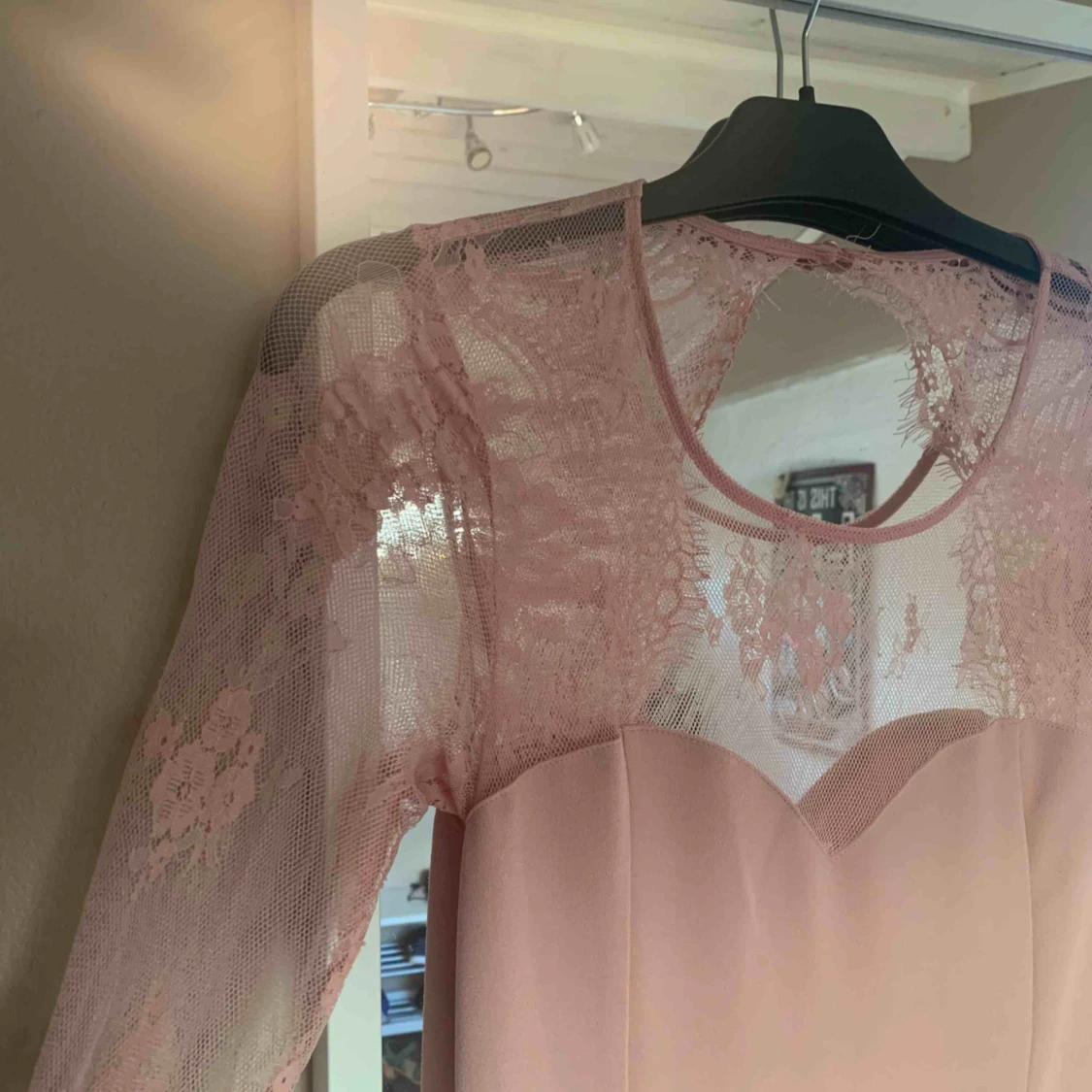 Sjukt fin klänning - 90