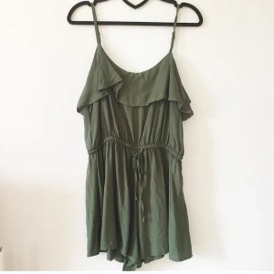  - Passar S till L (Fraktar endast, frakten ingår i priset)