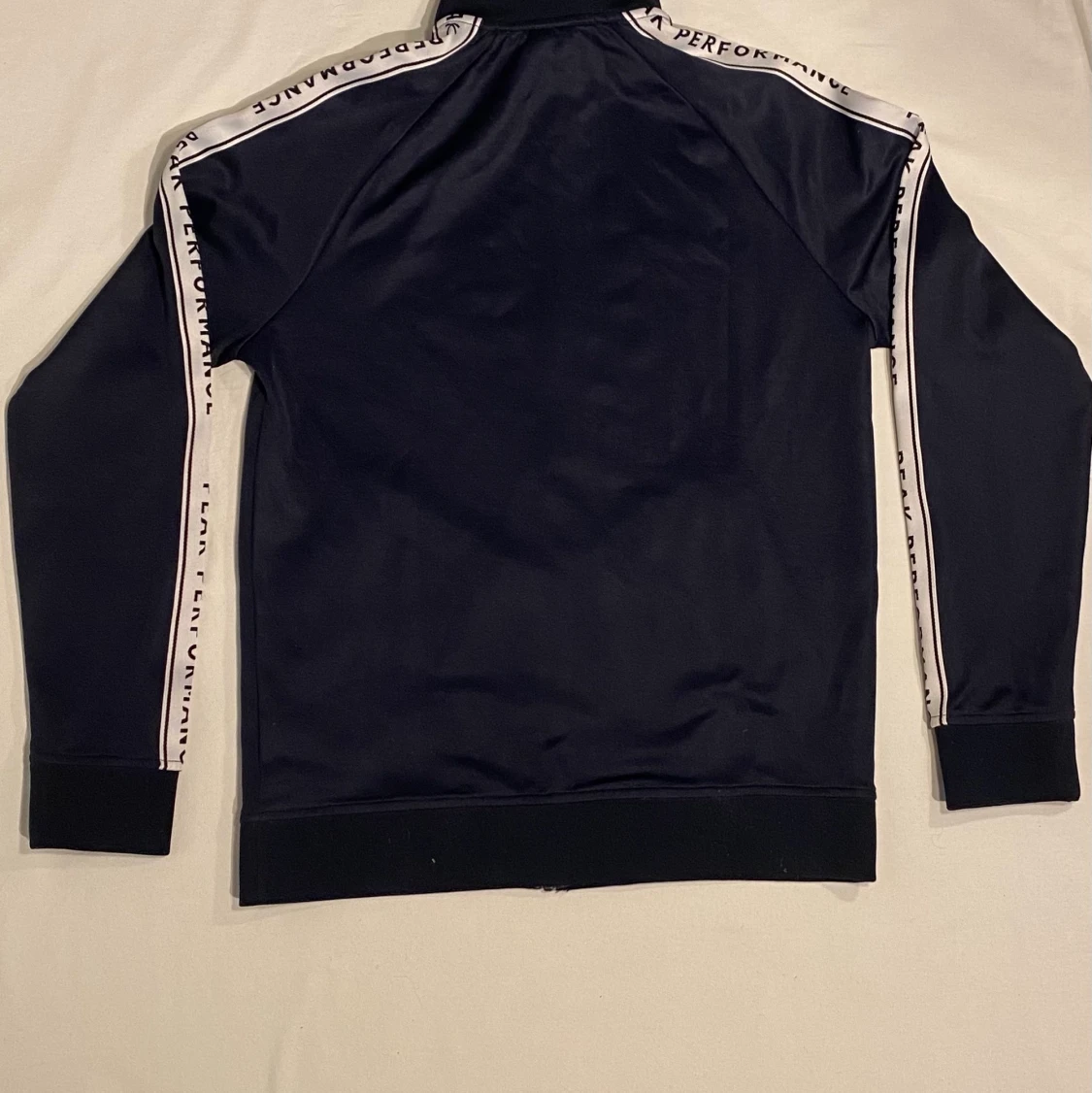 Peak Performance zip-up  - 91